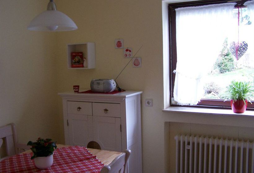 호텔 Ferienwohnung In Alken Mosel