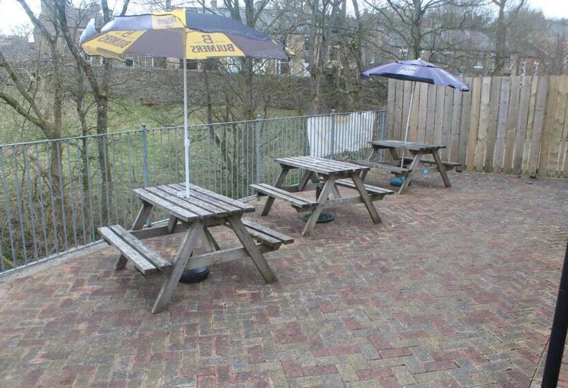 ホテル Forresters Bar & French Restaurant With Rooms