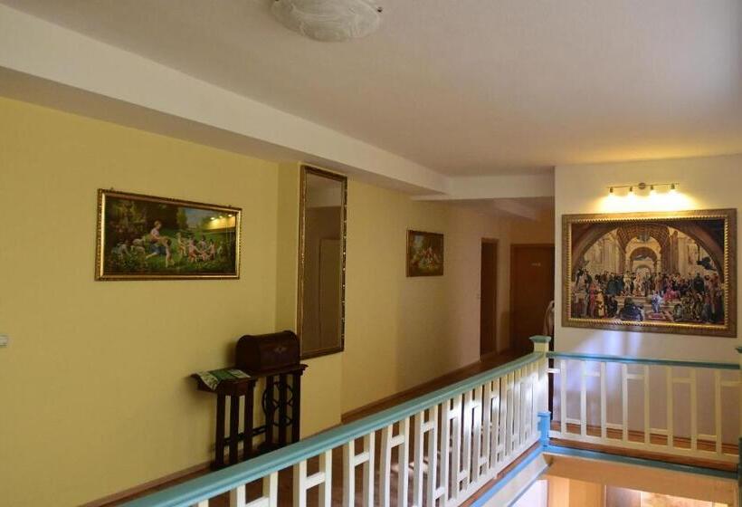 호텔 Garni Goldene Henne