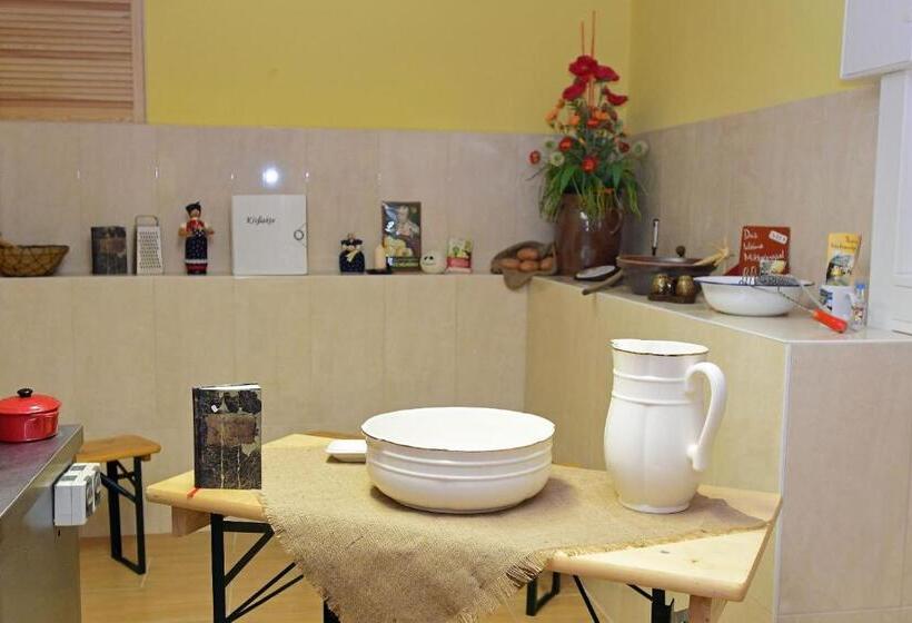 호텔 Garni Goldene Henne