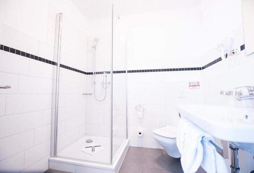 בית מלון כפרי & Gästehaus Rostock Lütten Klein