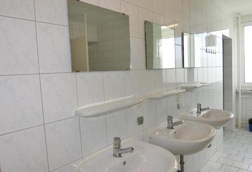 בית מלון כפרי & Gästehaus Rostock Lütten Klein