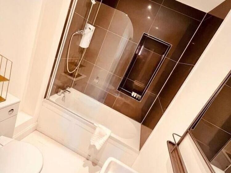 ホテル George And Dragon