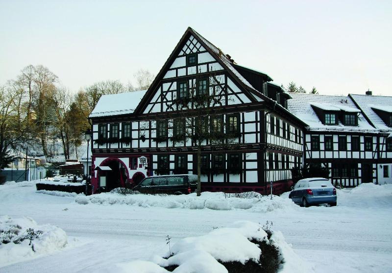 בית מלון כפרי Goldener Hirsch