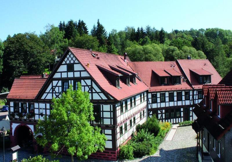 בית מלון כפרי Goldener Hirsch