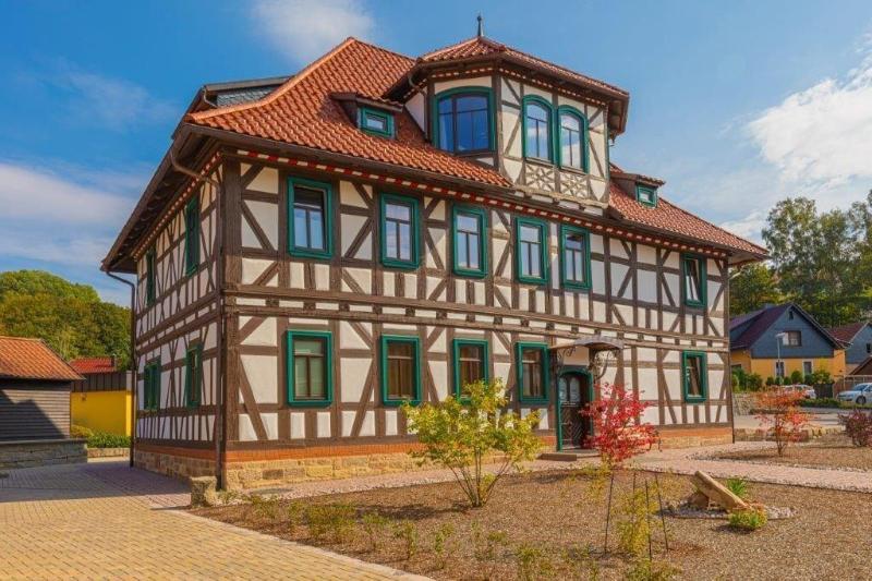 בית מלון כפרי Goldener Hirsch