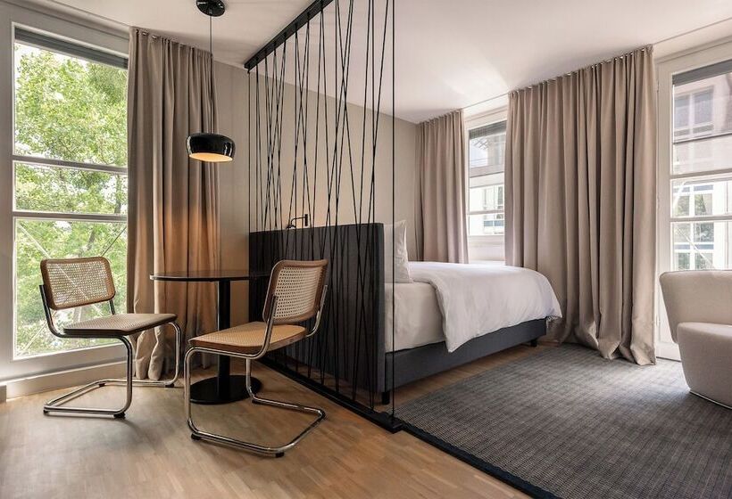 هتل Bob W Munich Schwabing