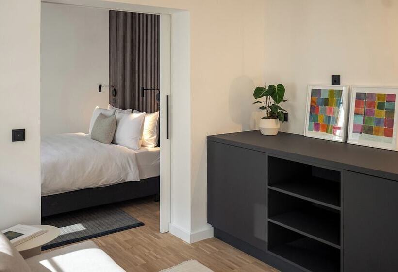 هتل Bob W Munich Schwabing