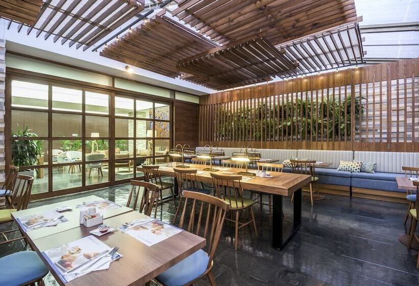 ホテル Holiday Inn Express Bogotá Parque La 93, An Ihg