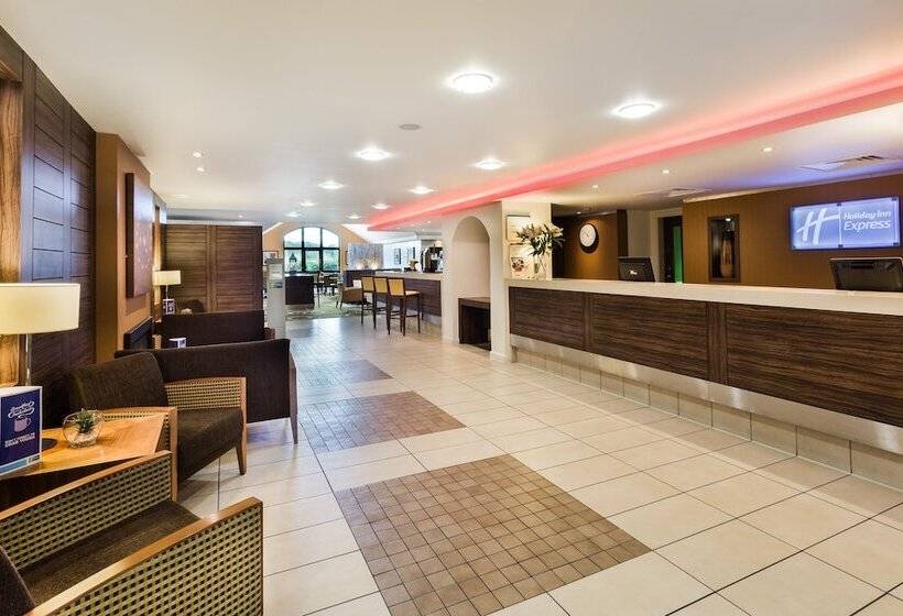 호텔 Holiday Inn Express Colchester, An Ihg