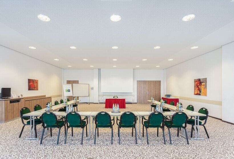 酒店 Holiday Inn Express Nürnbergschwabach