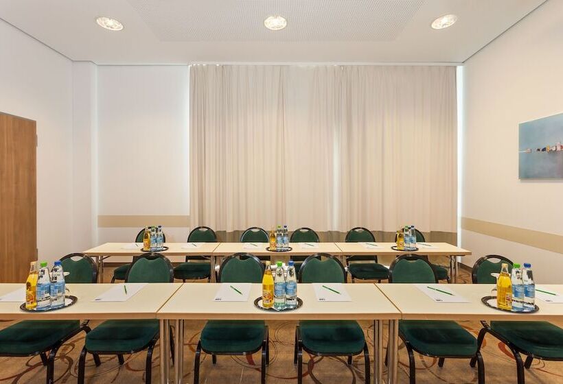 酒店 Holiday Inn Express Nürnbergschwabach