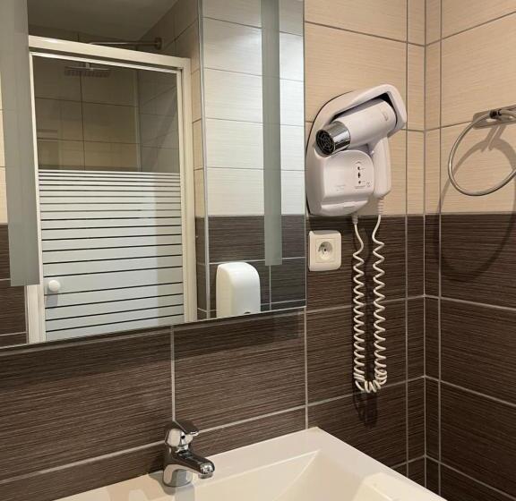 Отель Hôtel De La Paix