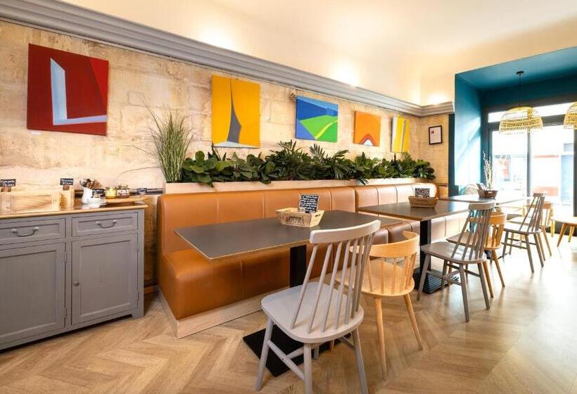 Отель Hôtel De La Paix