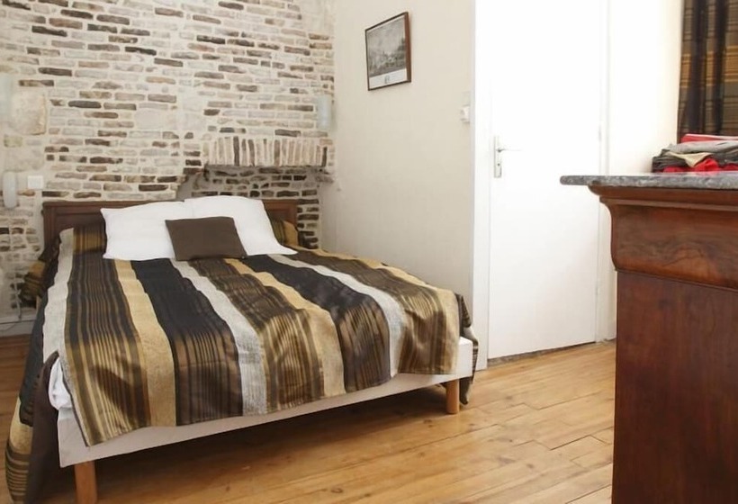 Отель Hôtel De La Paix