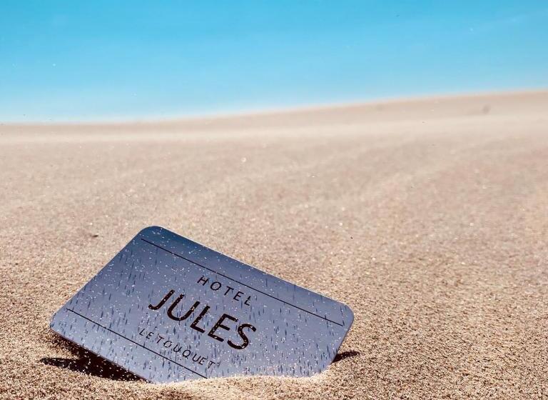 ホテル Hôtel Jules