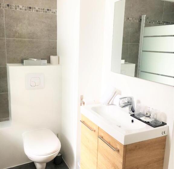 ホテル Hôtel Jules