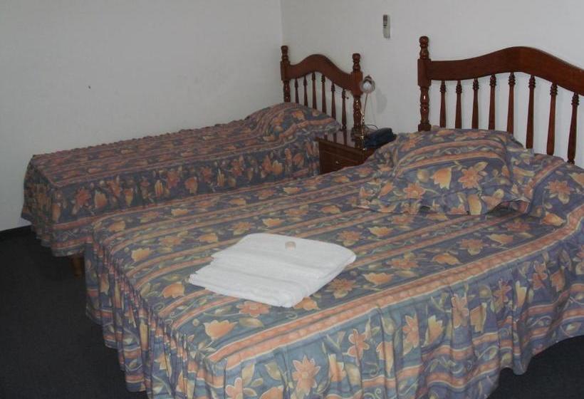Hotel Pueblo Huarpe
