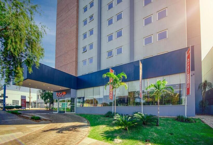 Hus Hotel Dourados