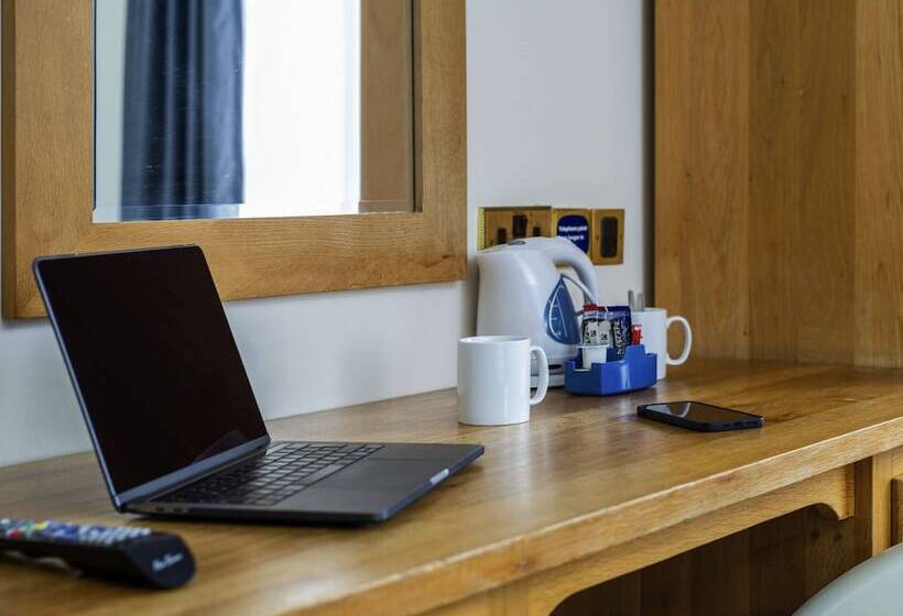 فندق Ibis Budget Bromsgrove