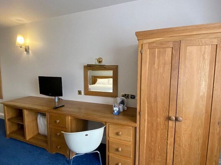 فندق Ibis Budget Bromsgrove