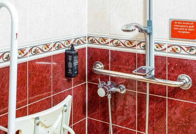 فندق Ibis Budget Bromsgrove