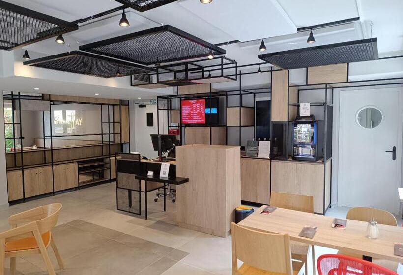 בית מלון כפרי Ibis Roquebrune Cap Martin Menton