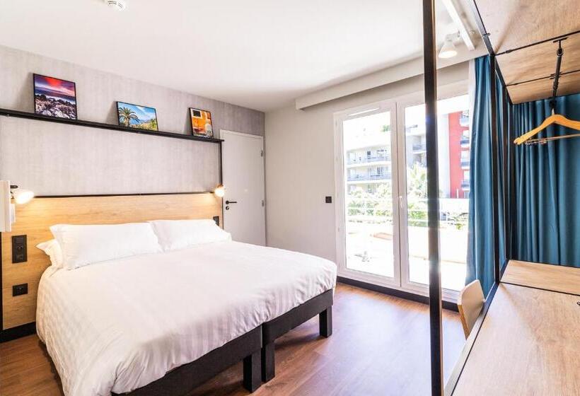 בית מלון כפרי Ibis Roquebrune Cap Martin Menton