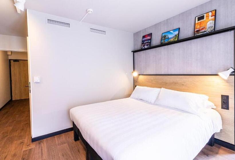 בית מלון כפרי Ibis Roquebrune Cap Martin Menton