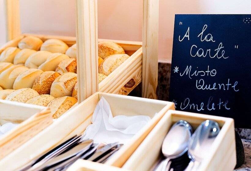 ホテル Ibis Styles Manaus