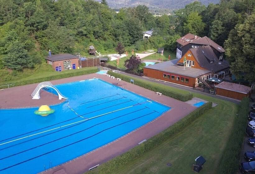 هتل Im Tannengrund