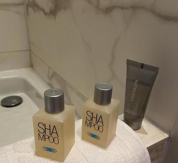 ホテル Interlaken