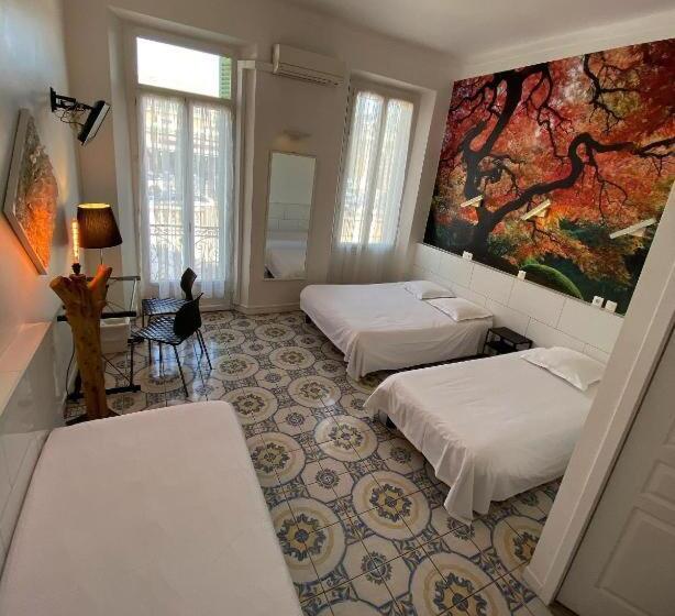 ホテル Interlaken