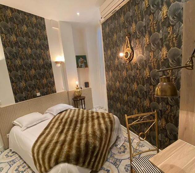 ホテル Interlaken