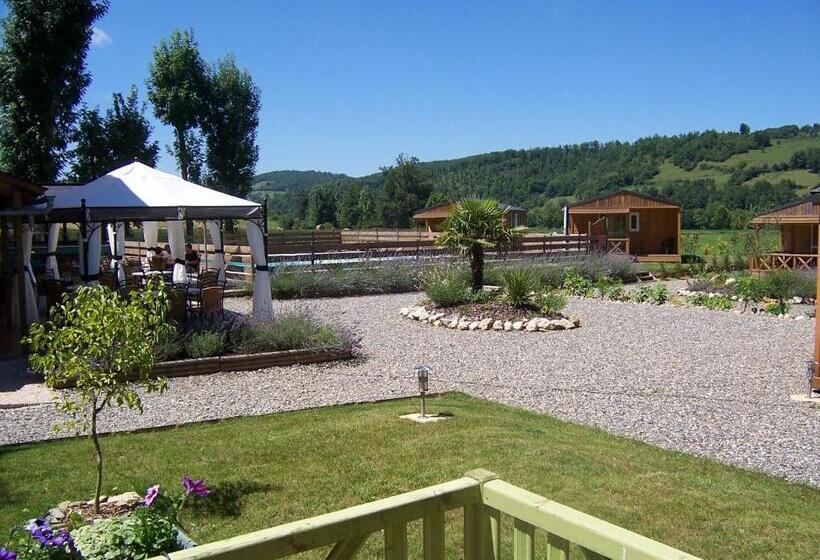 ホテル La Tour Du Loup