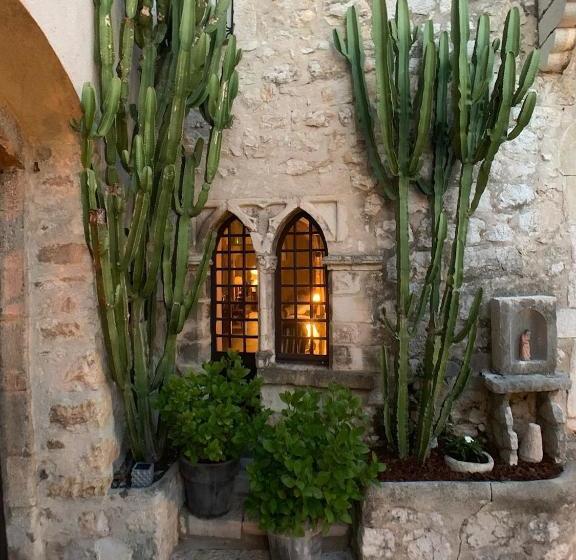 هتل L Abbaye Hôtel