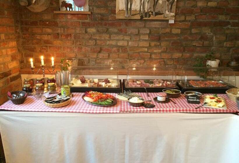 Отель Landhaus Alte Schmiede