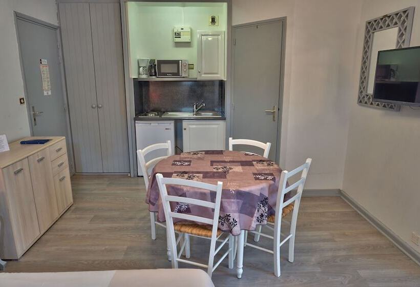 ホテル Le Bellevue