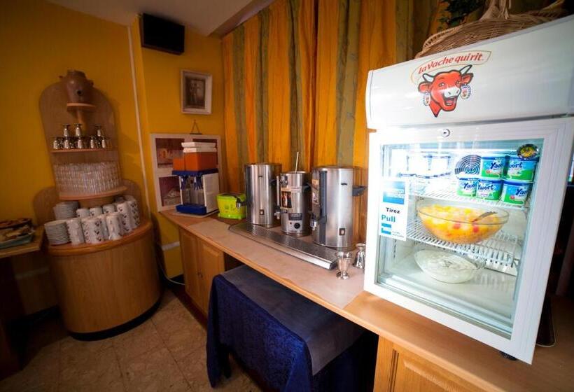 ホテル Le Grand Hôtel De Besse