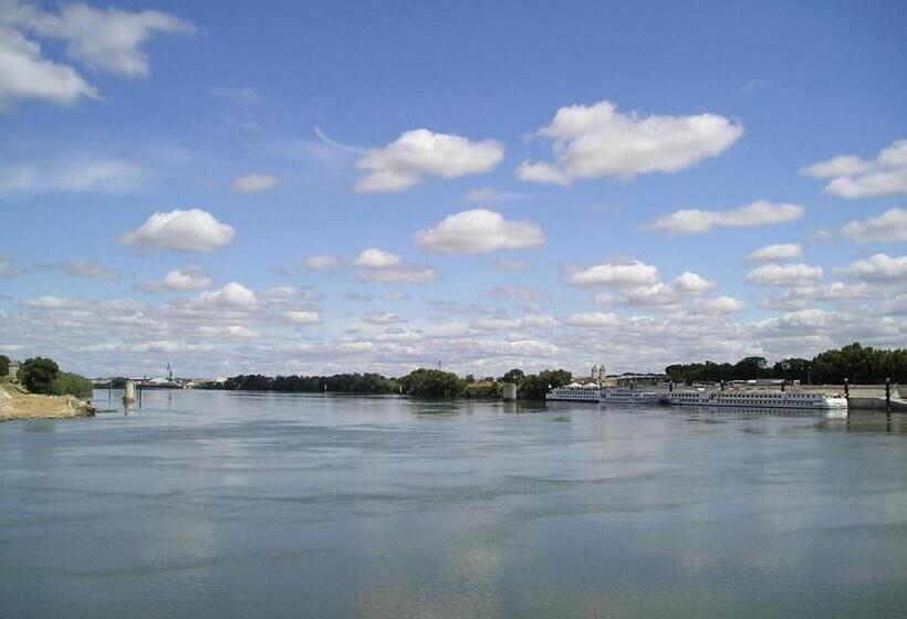 בית מלון כפרי Le Régence