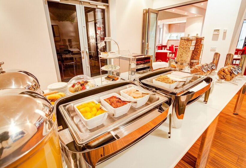 酒店 Mantra Charles