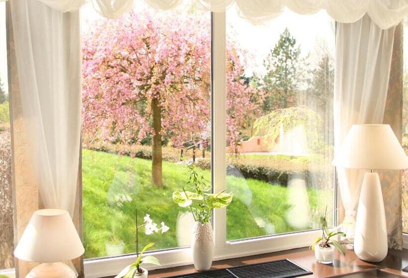 ホテル Marschall Duroc