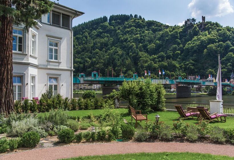 فندق Moselschlösschen Spa & Resort