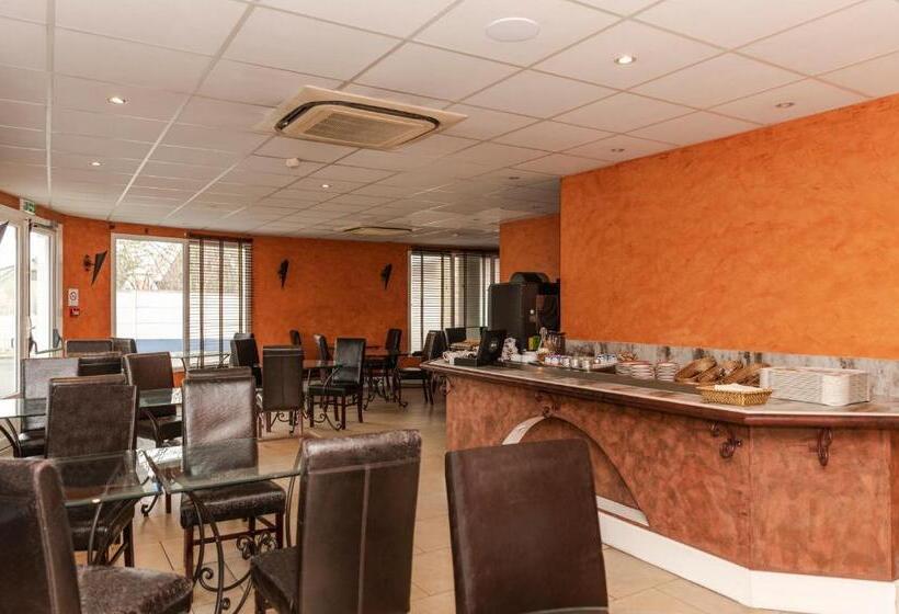 בית מלון כפרי B Hôtel Olympia Bourges   Rénovation Terminée