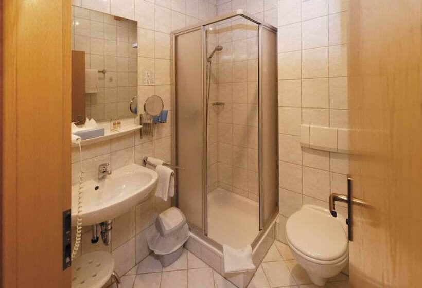 Panorama Hotel Am See