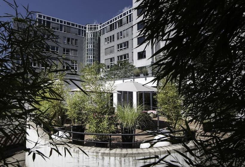 Pearl Design Hotel   Frankfurt City