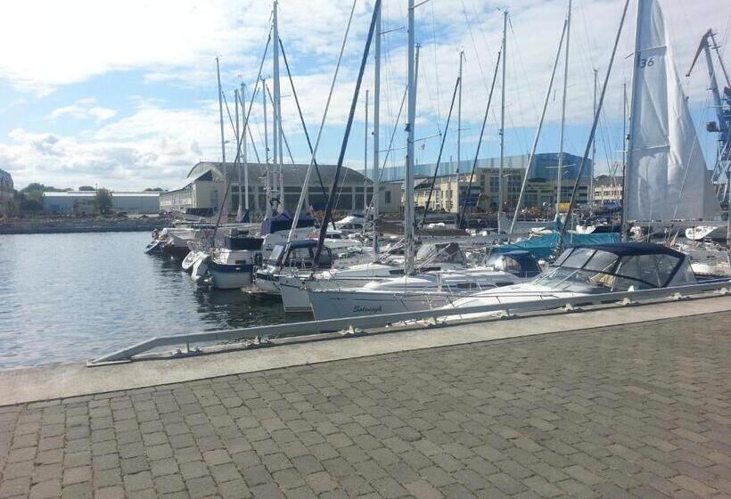 فندق Pension Am Wassertor