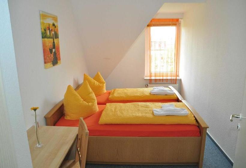 Отель Pension Leipzig Georgplatz