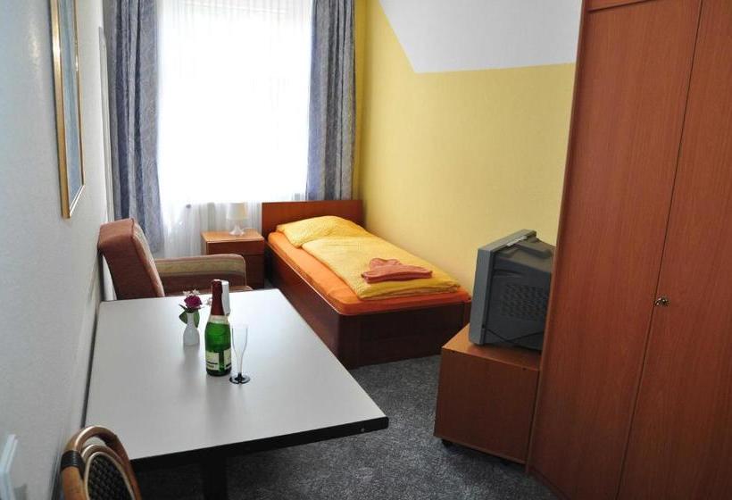 Отель Pension Leipzig Georgplatz