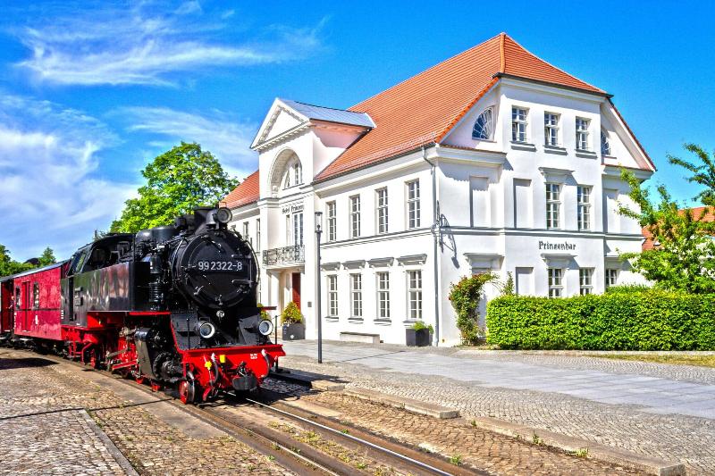 בית מלון כפרי Prinzenpalais Bad Doberan